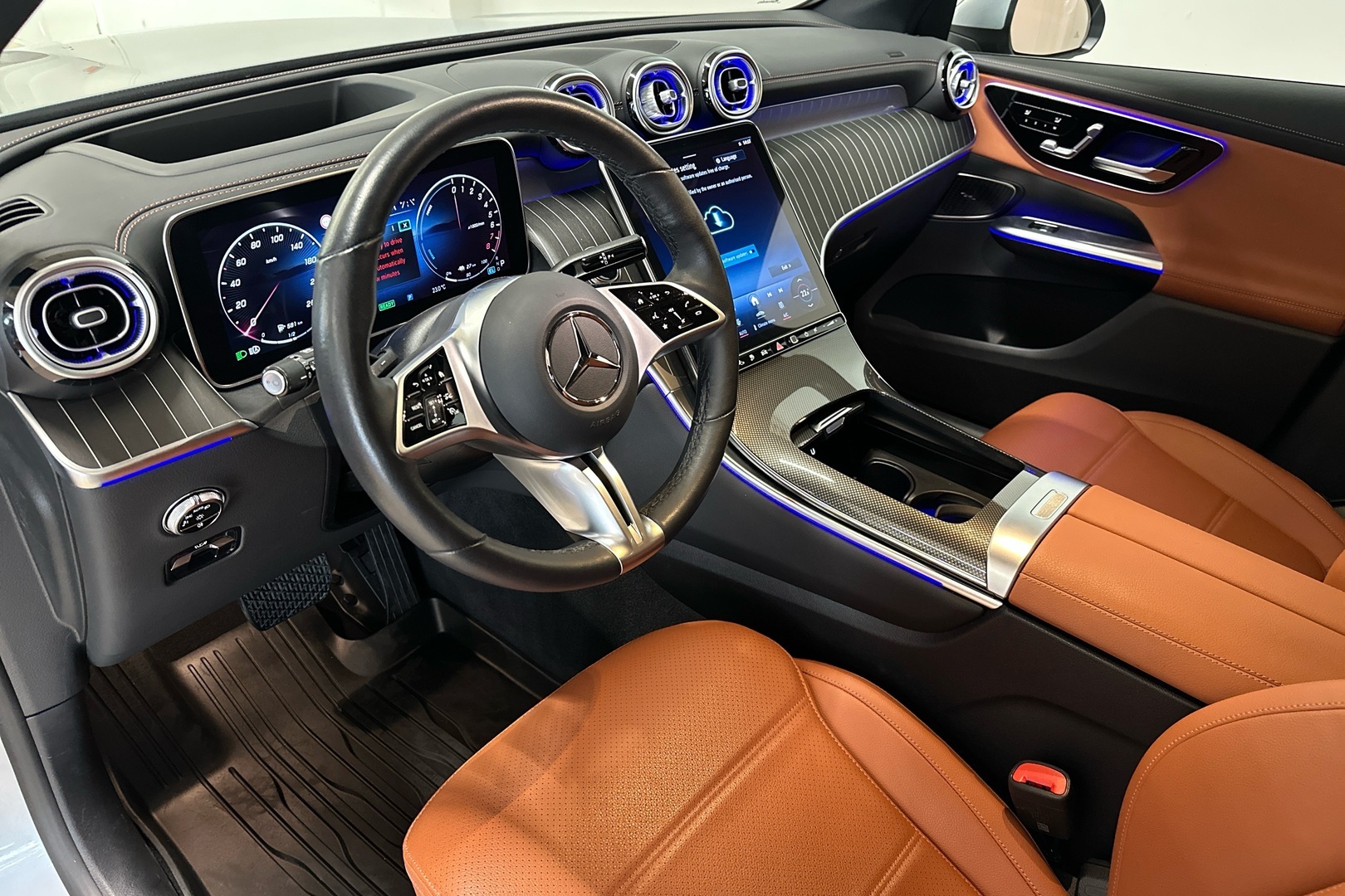 MERCEDES-BENZ GLC 2024