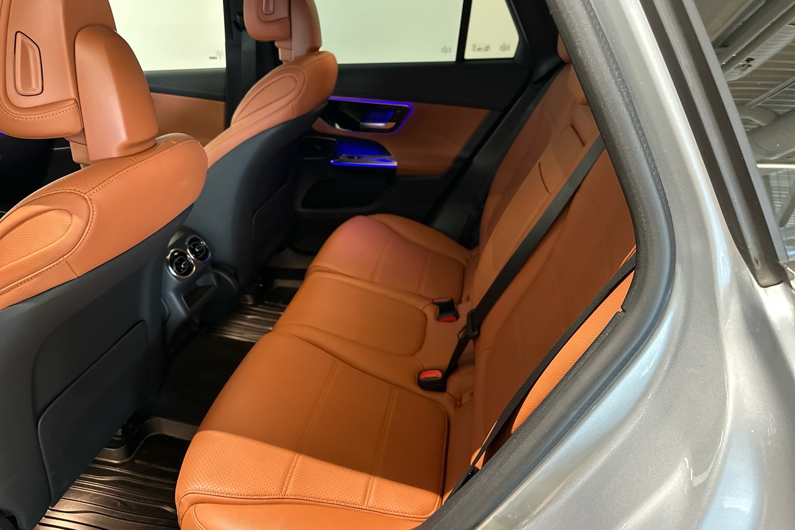 MERCEDES-BENZ GLC 2024