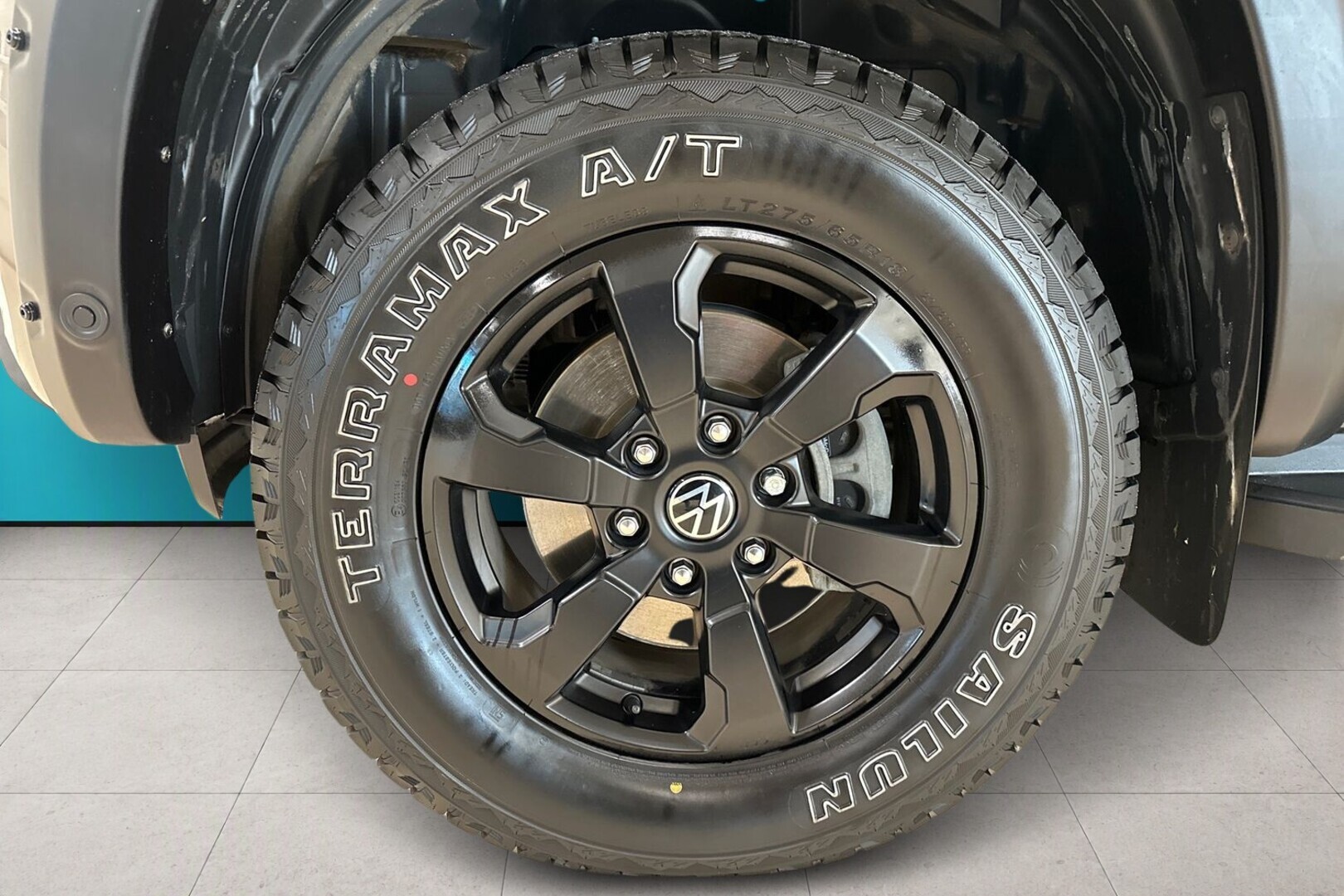 VOLKSWAGEN Amarok 2024