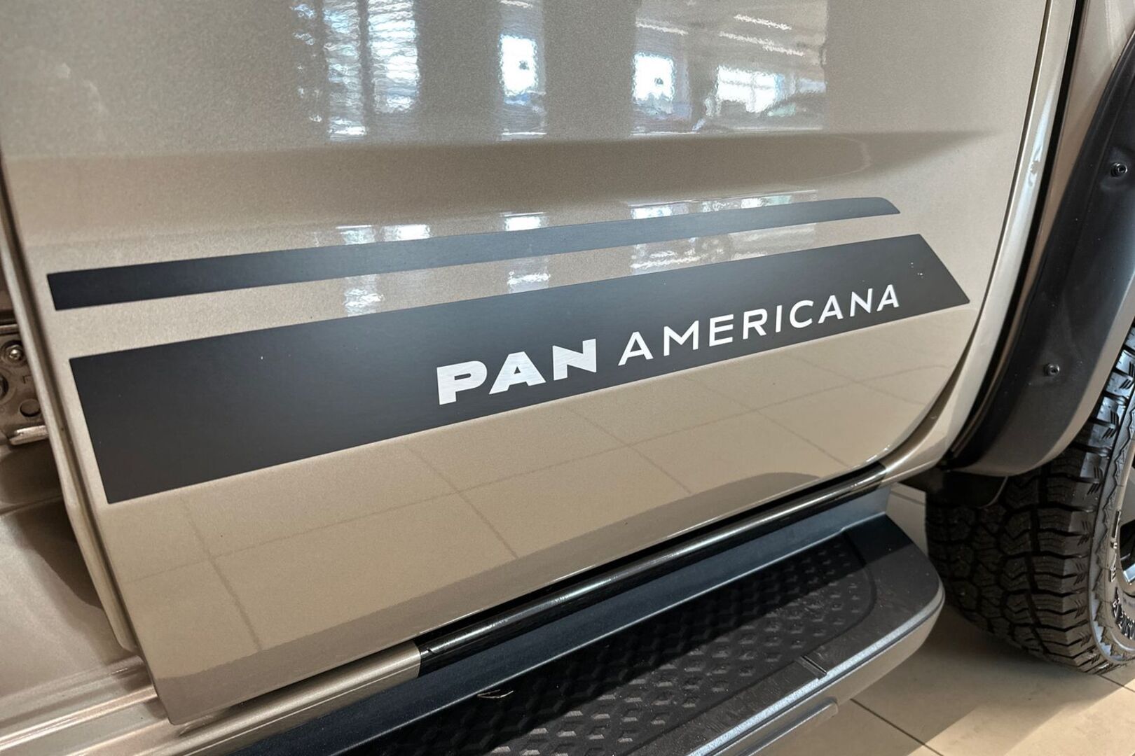 VOLKSWAGEN Amarok 2024