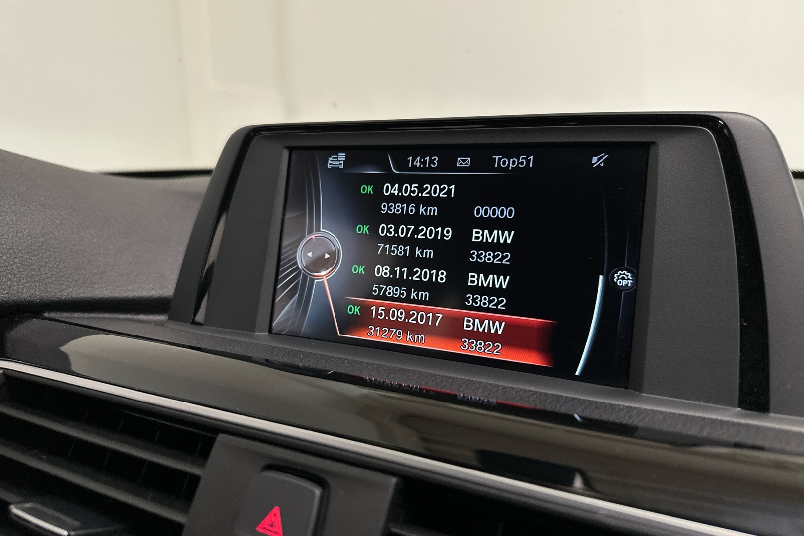 BMW 318 2016
