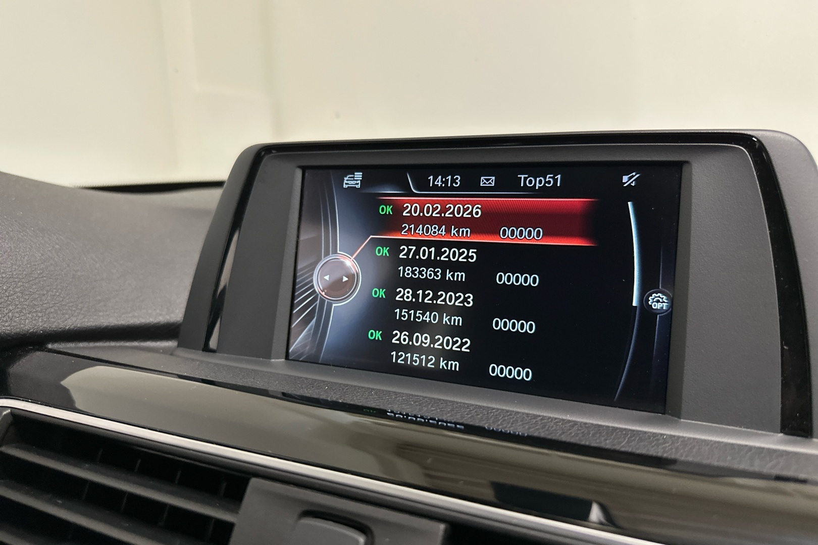 BMW 318 2016