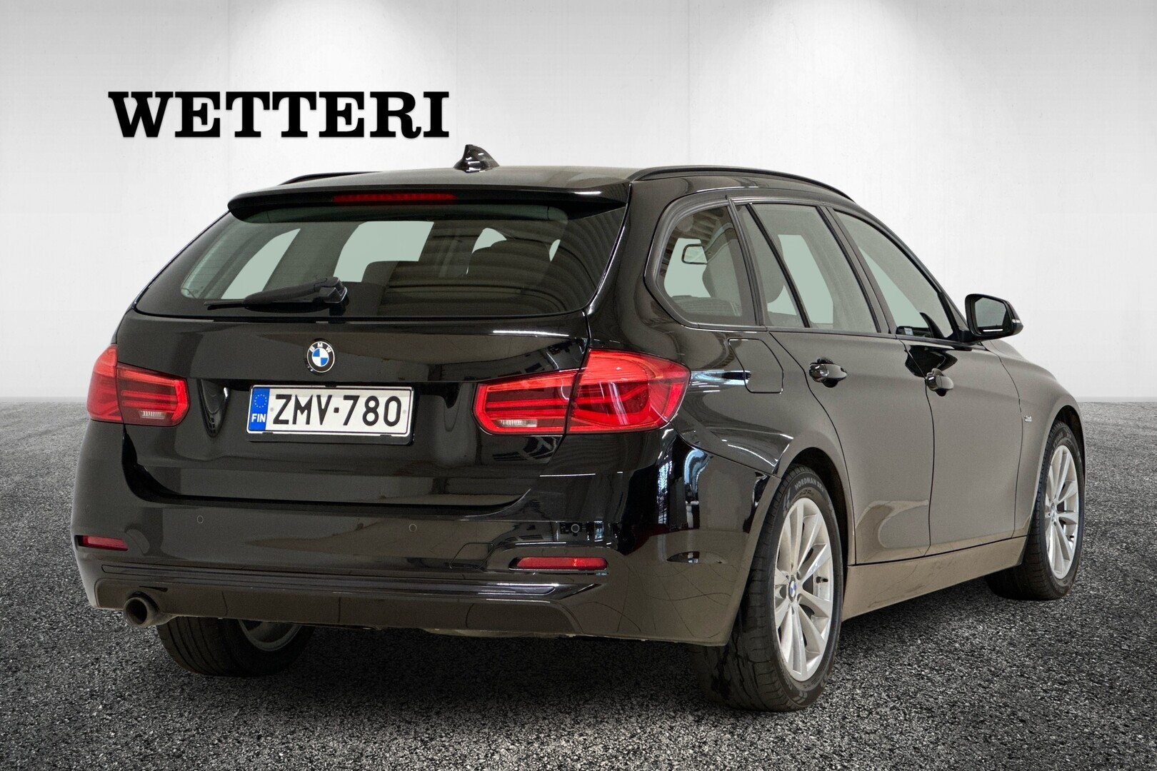 BMW 318 2016