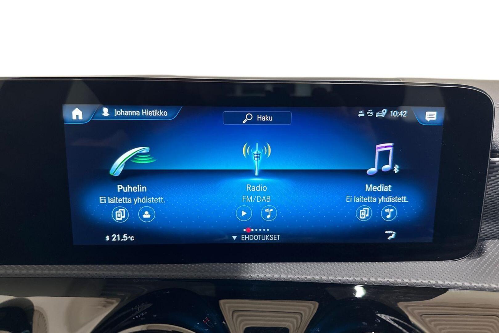 MERCEDES-BENZ CLA 2022