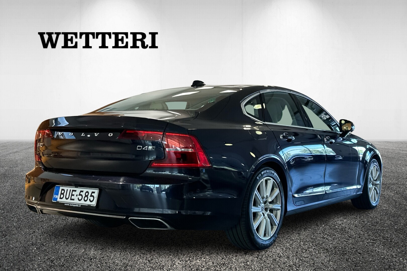 VOLVO S90 2017