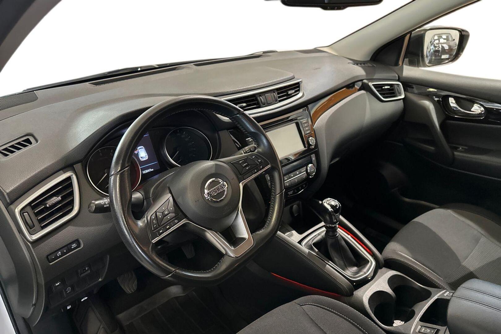 NISSAN Qashqai 2019