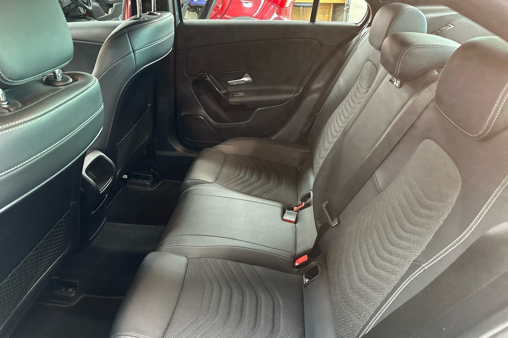 MERCEDES-BENZ A 2020