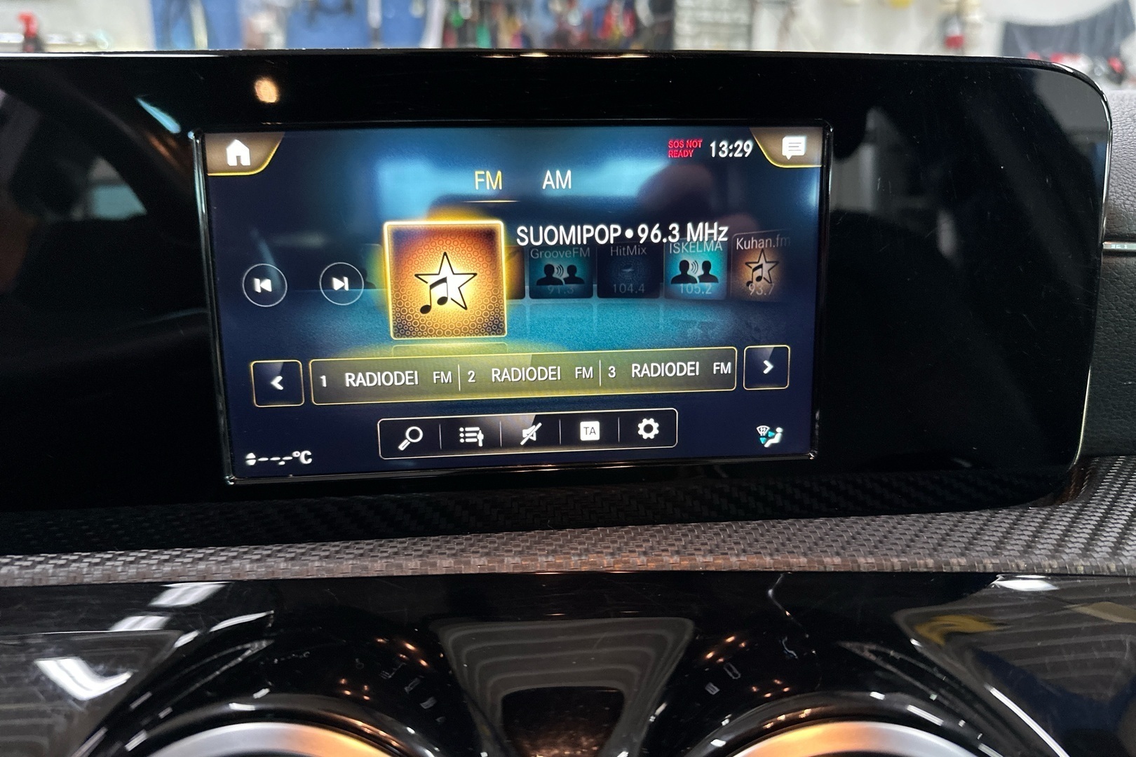 MERCEDES-BENZ A 2020