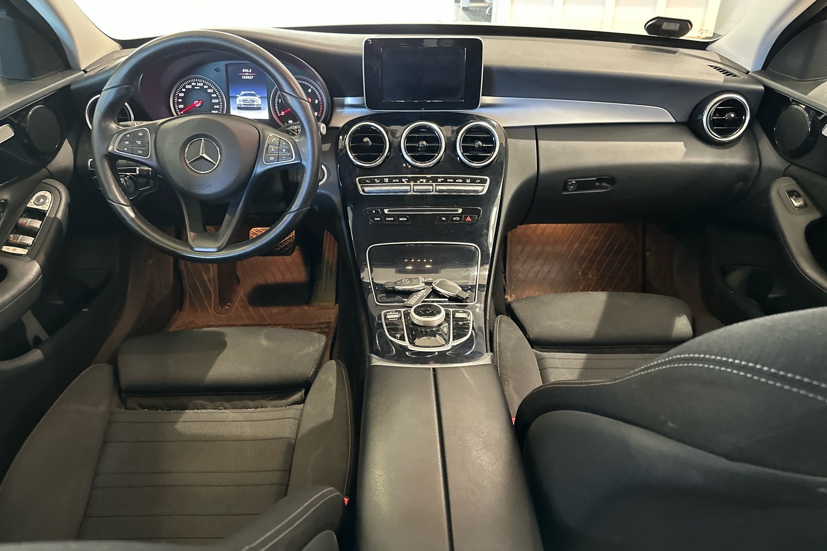 MERCEDES-BENZ C 2018