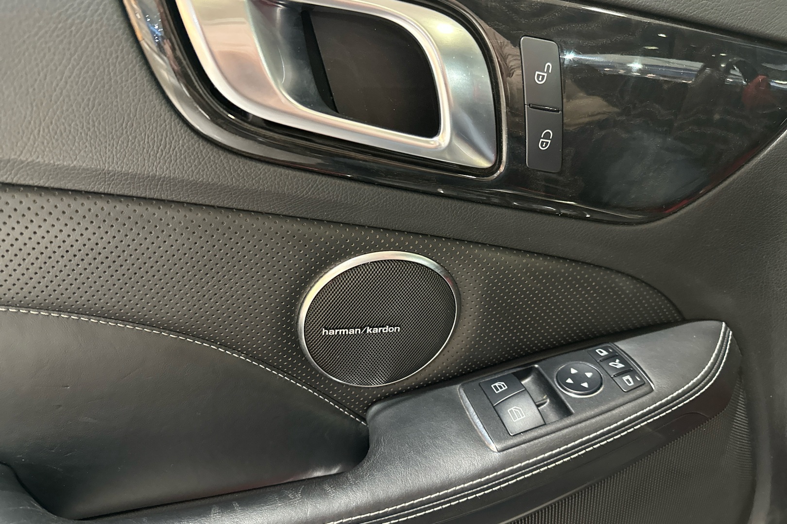 MERCEDES-BENZ SLK 2012