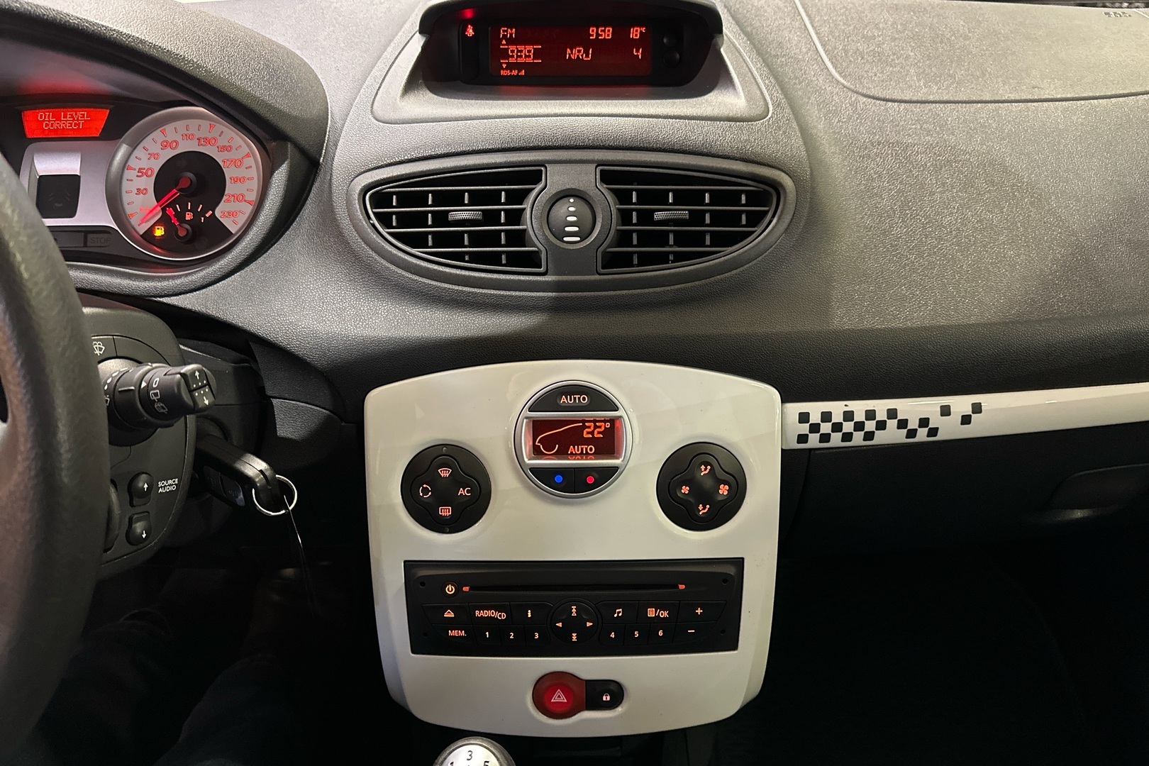 RENAULT Clio III 2010