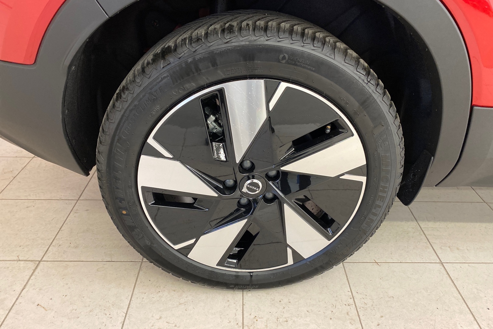 VOLVO C40 2024