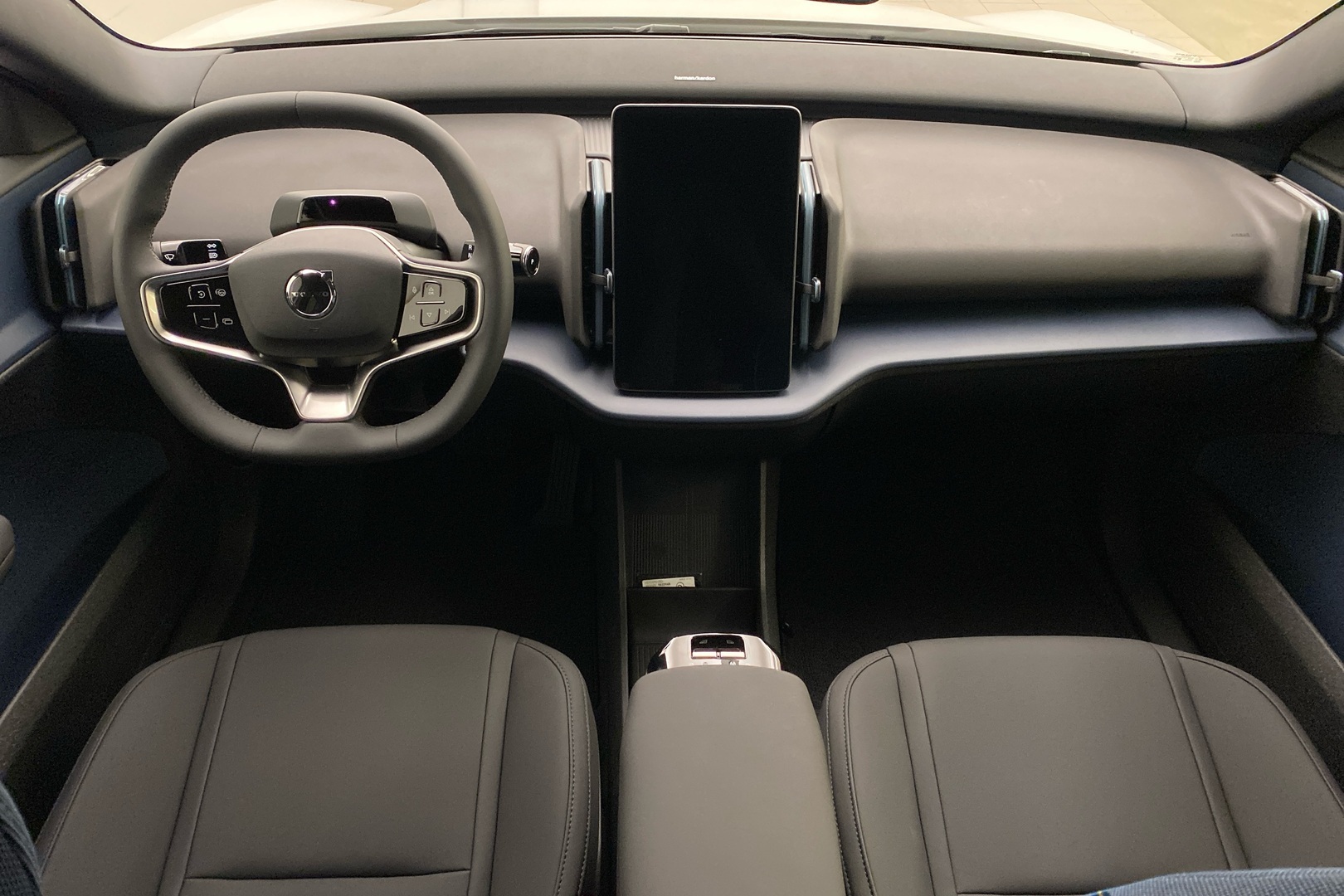VOLVO EX30 2027
