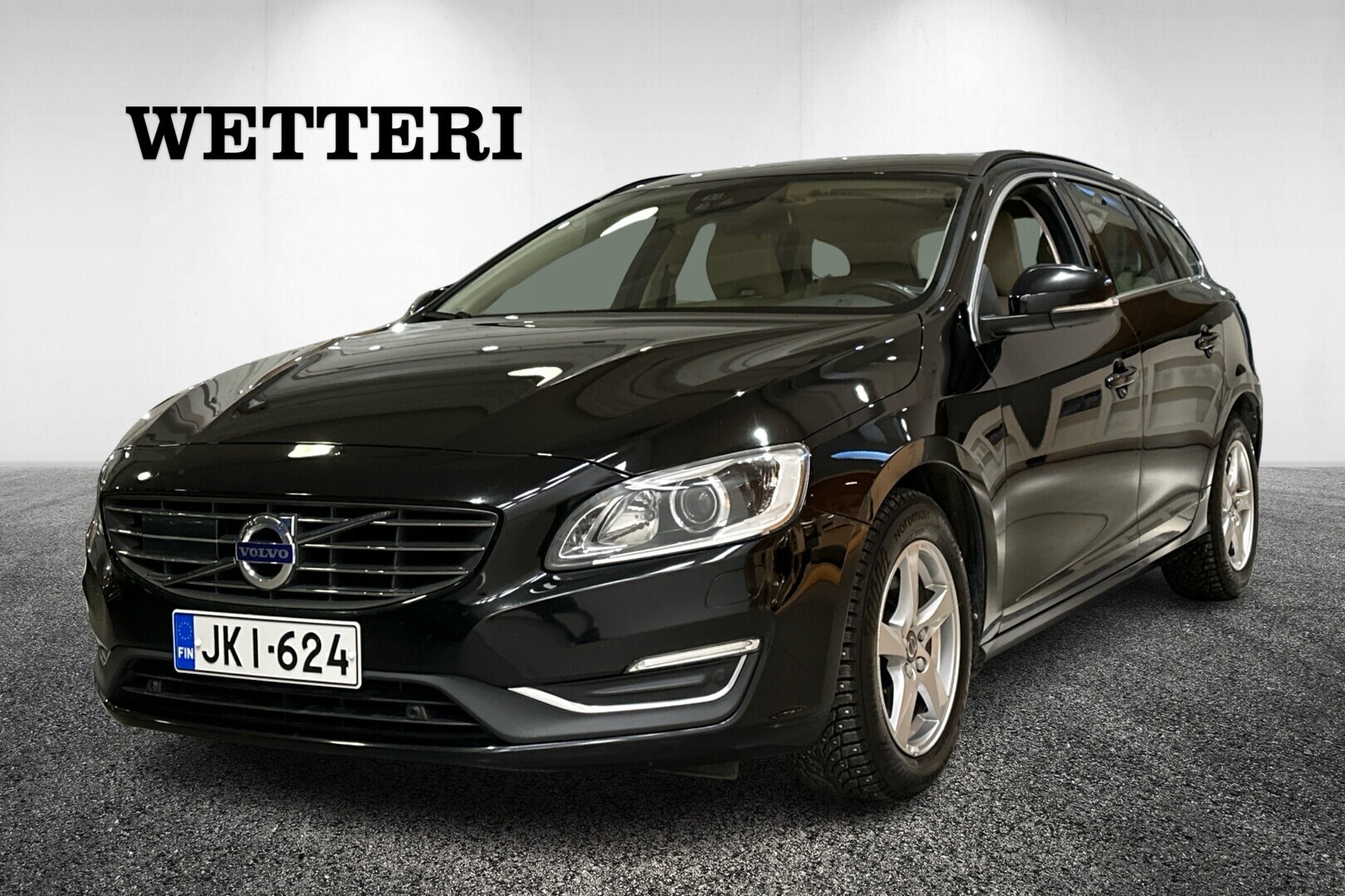 VOLVO V60 2016