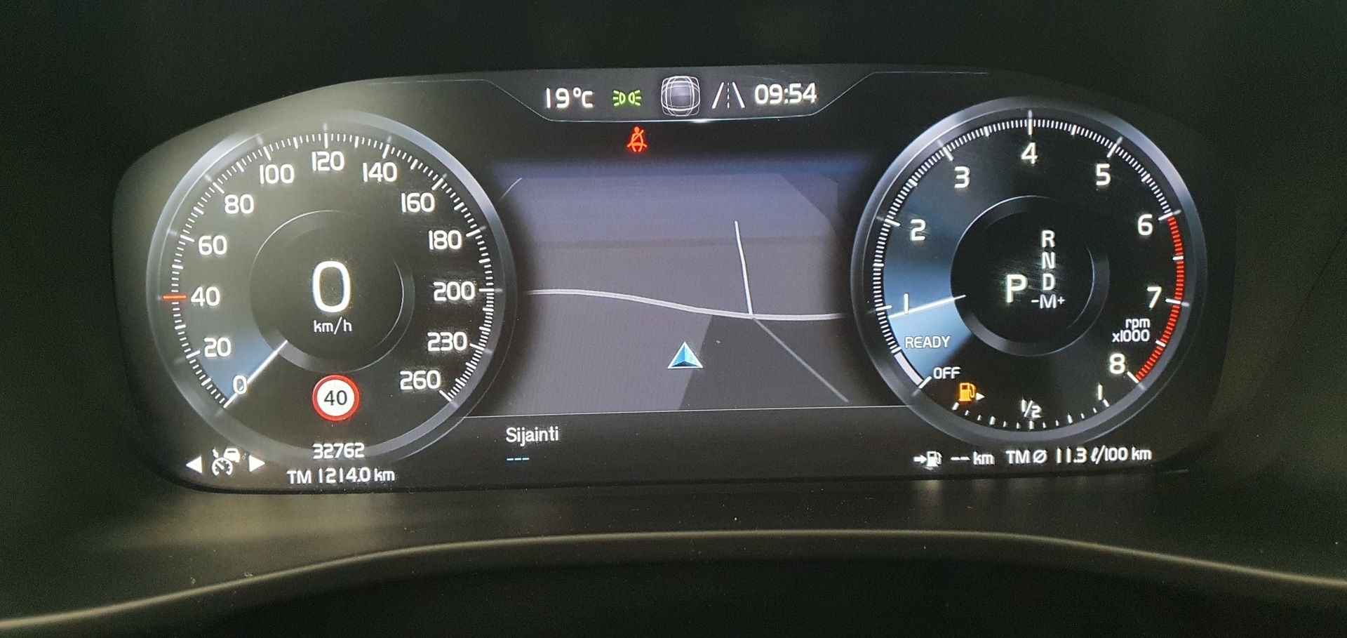 VOLVO XC40 2019