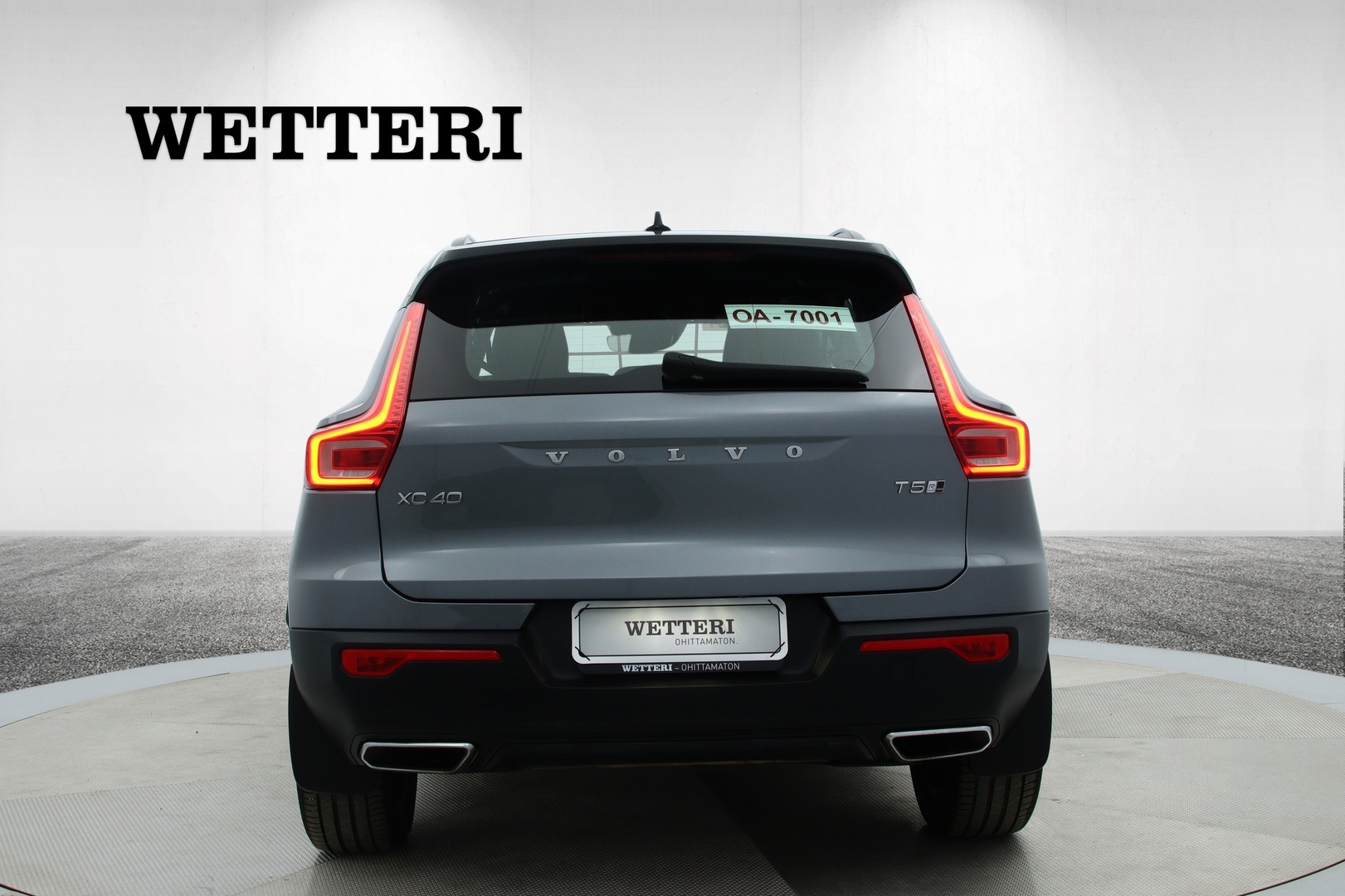 VOLVO XC40 2019