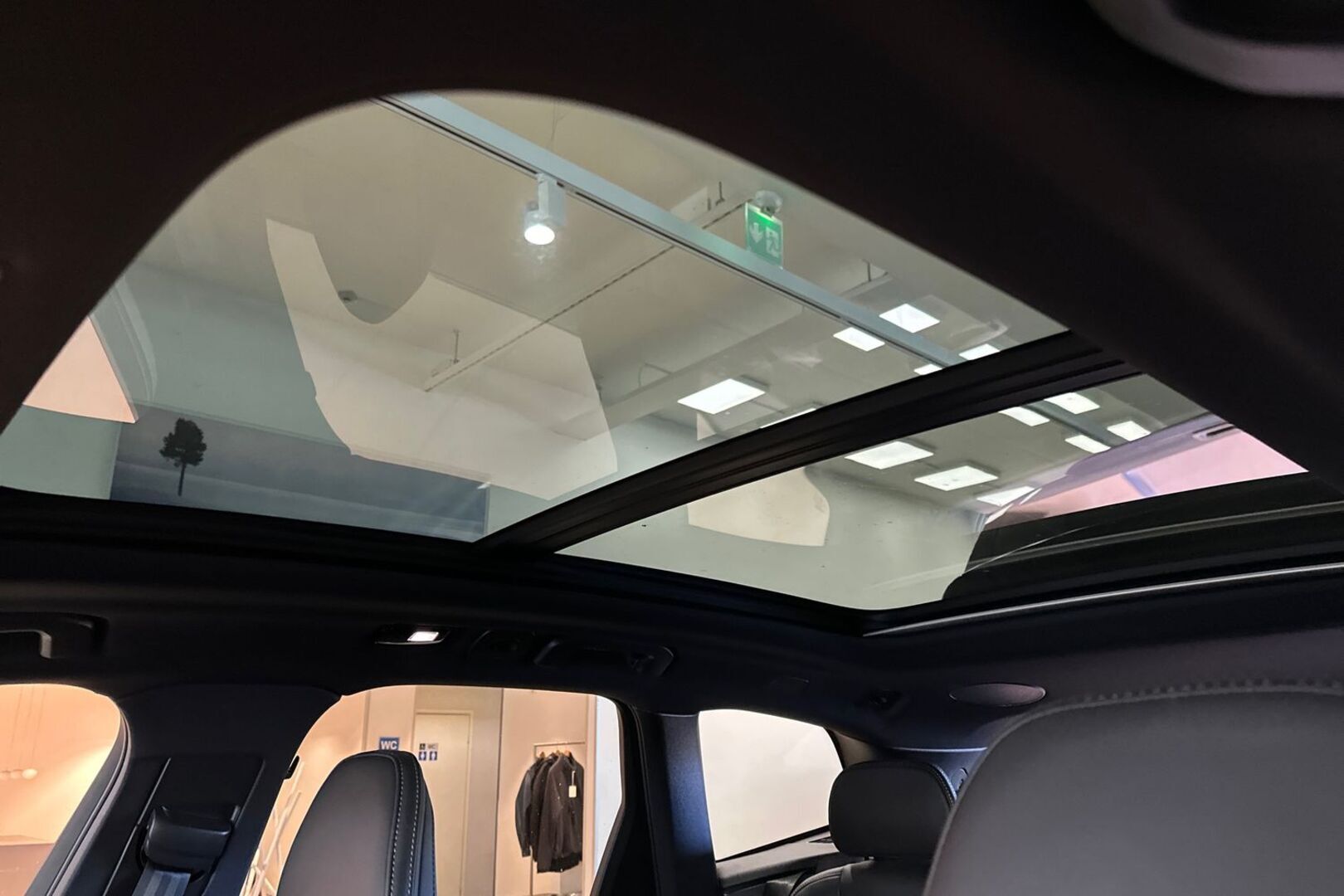 VOLVO XC60 2025