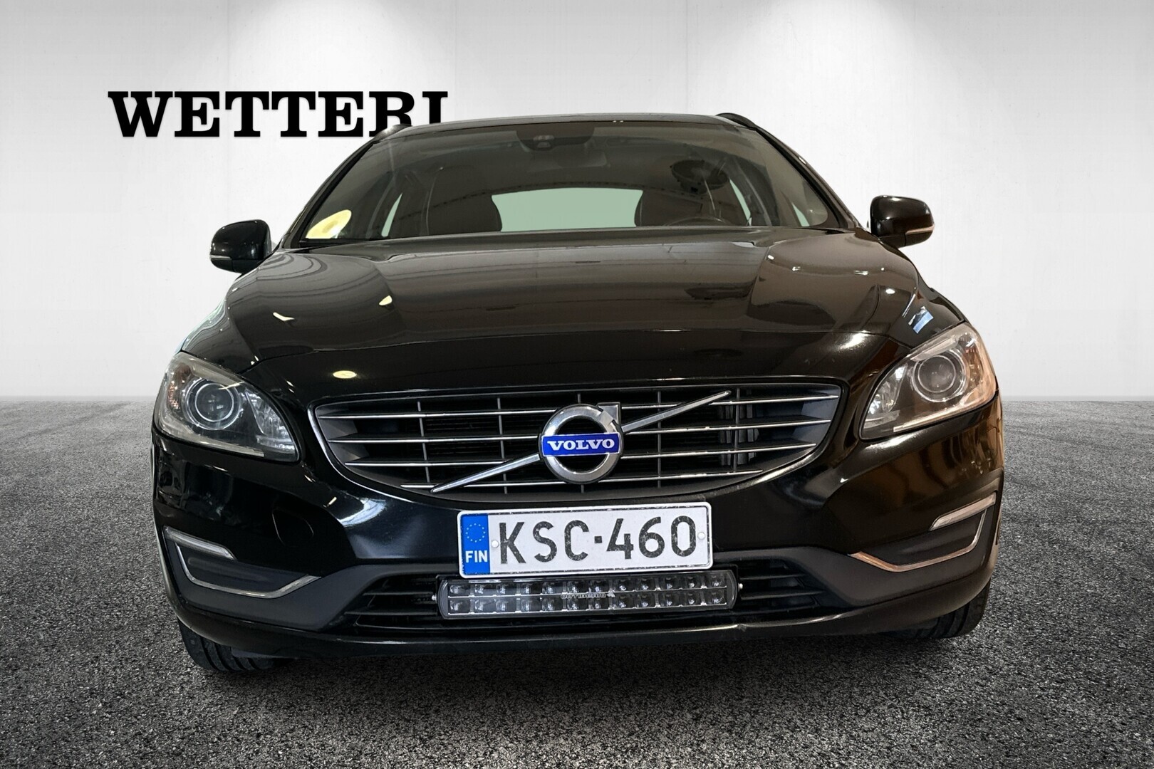 VOLVO V60 2016