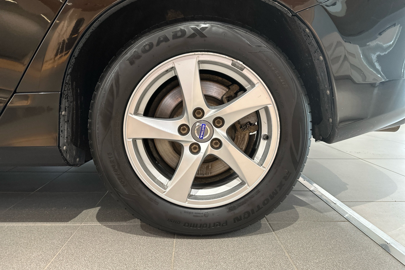 VOLVO V60 2016