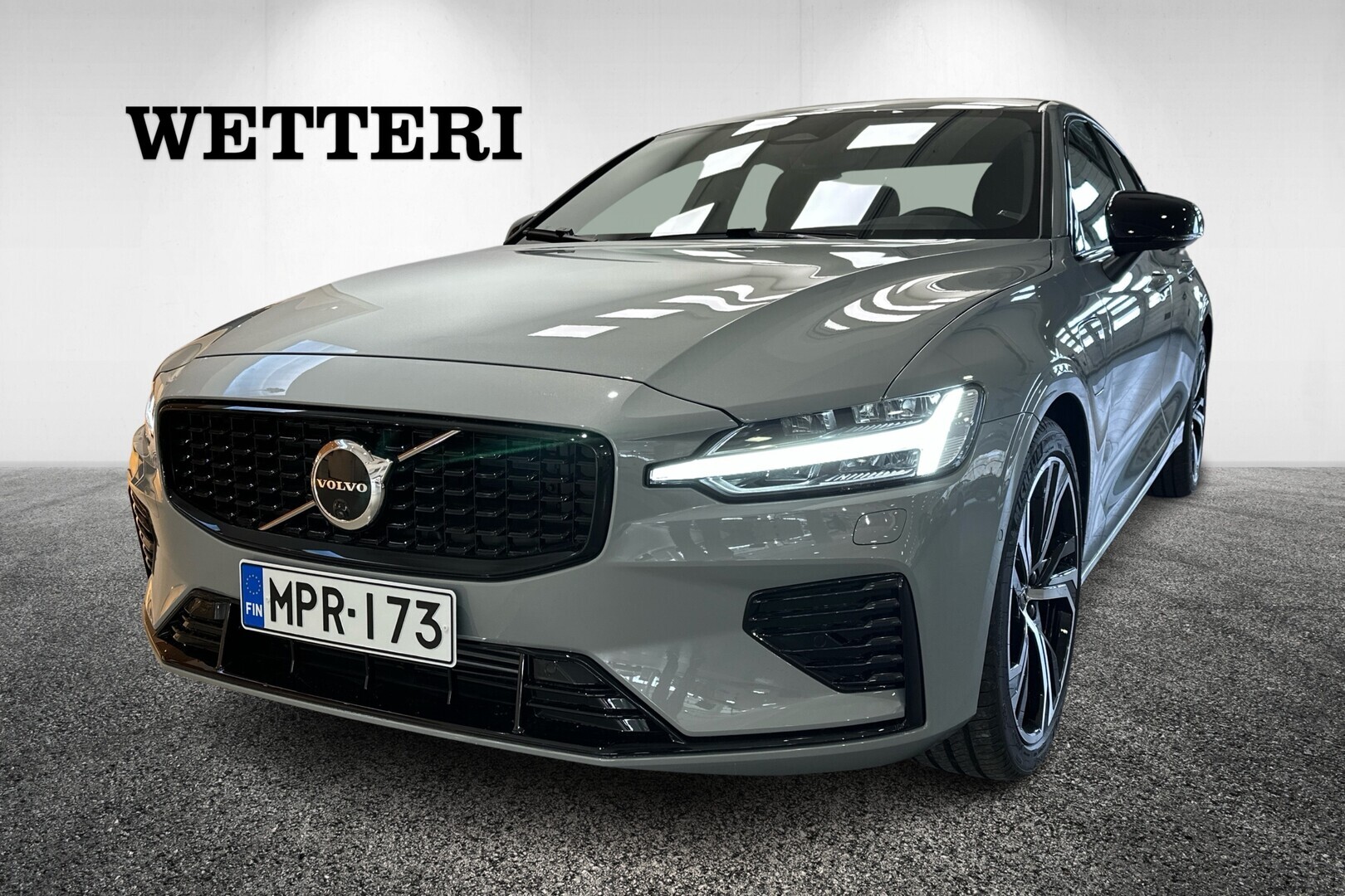 VOLVO S60 2025