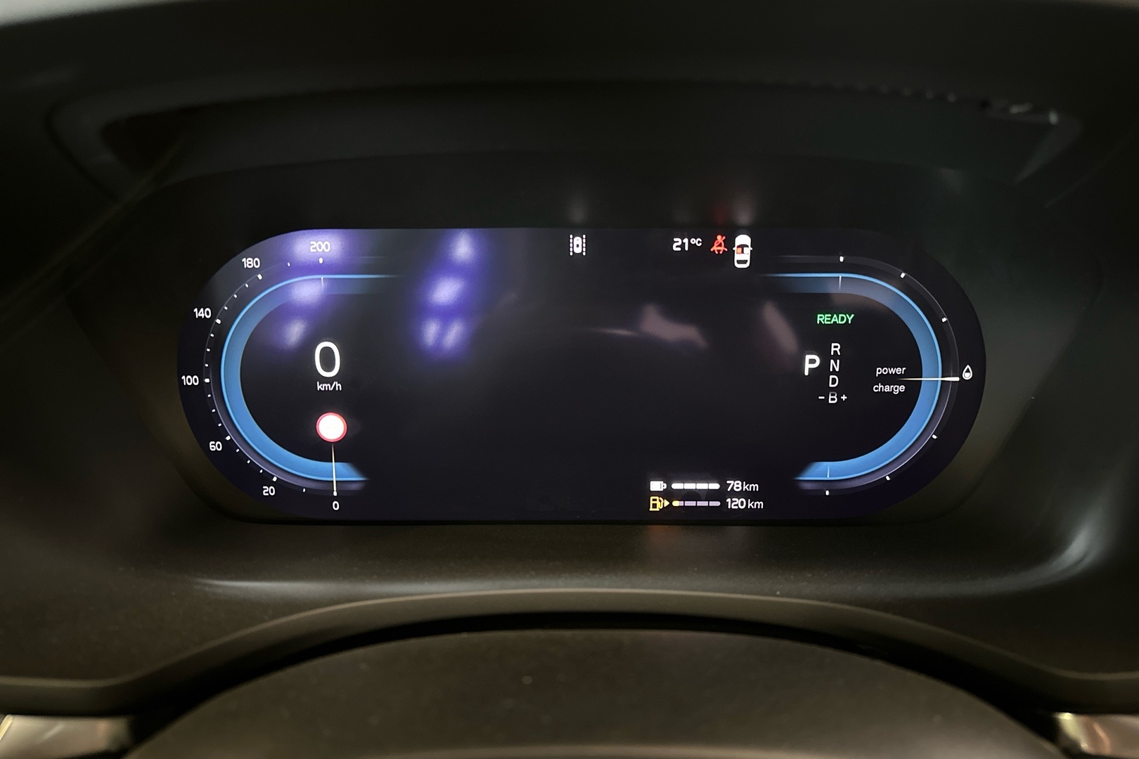 VOLVO S60 2025