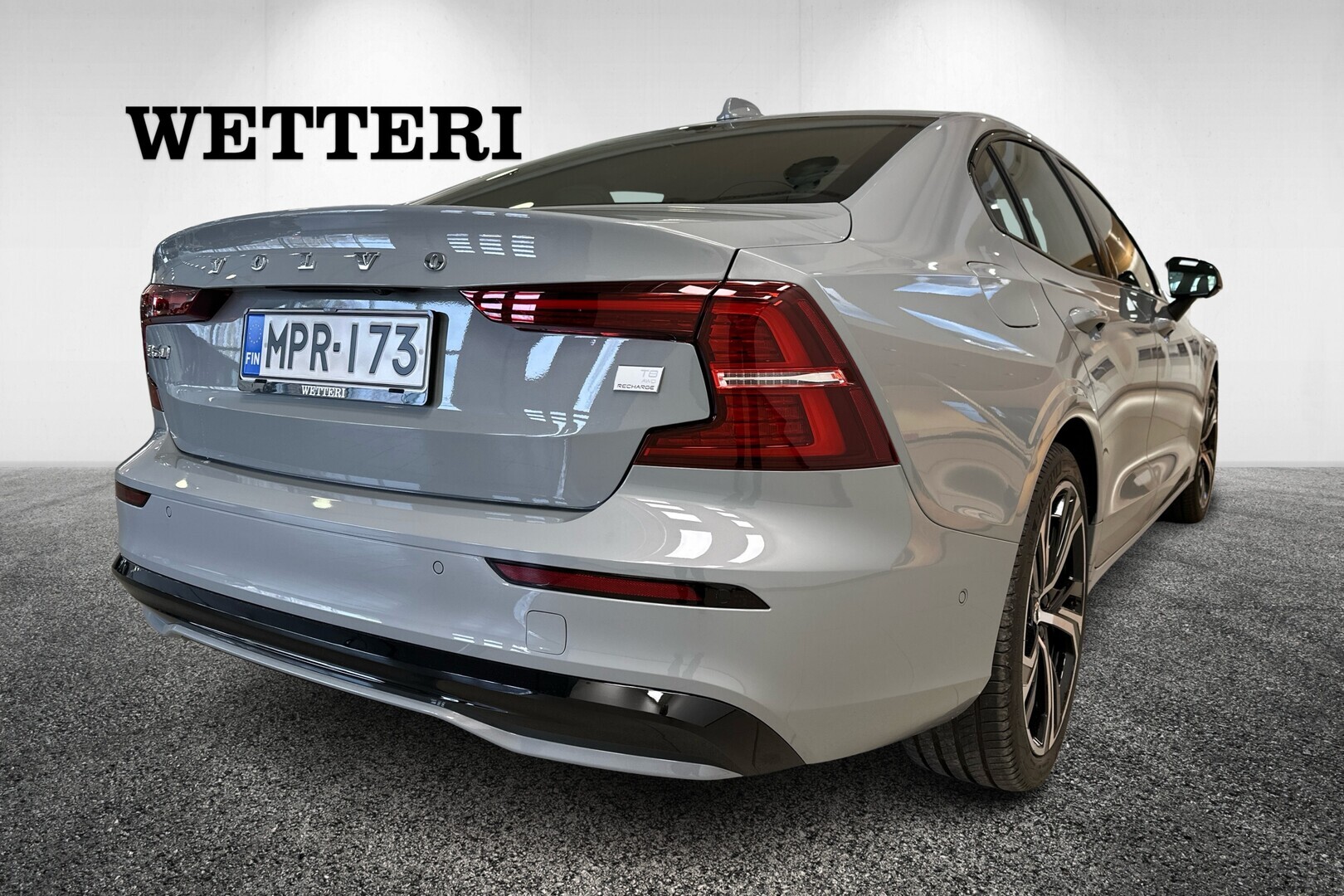 VOLVO S60 2025