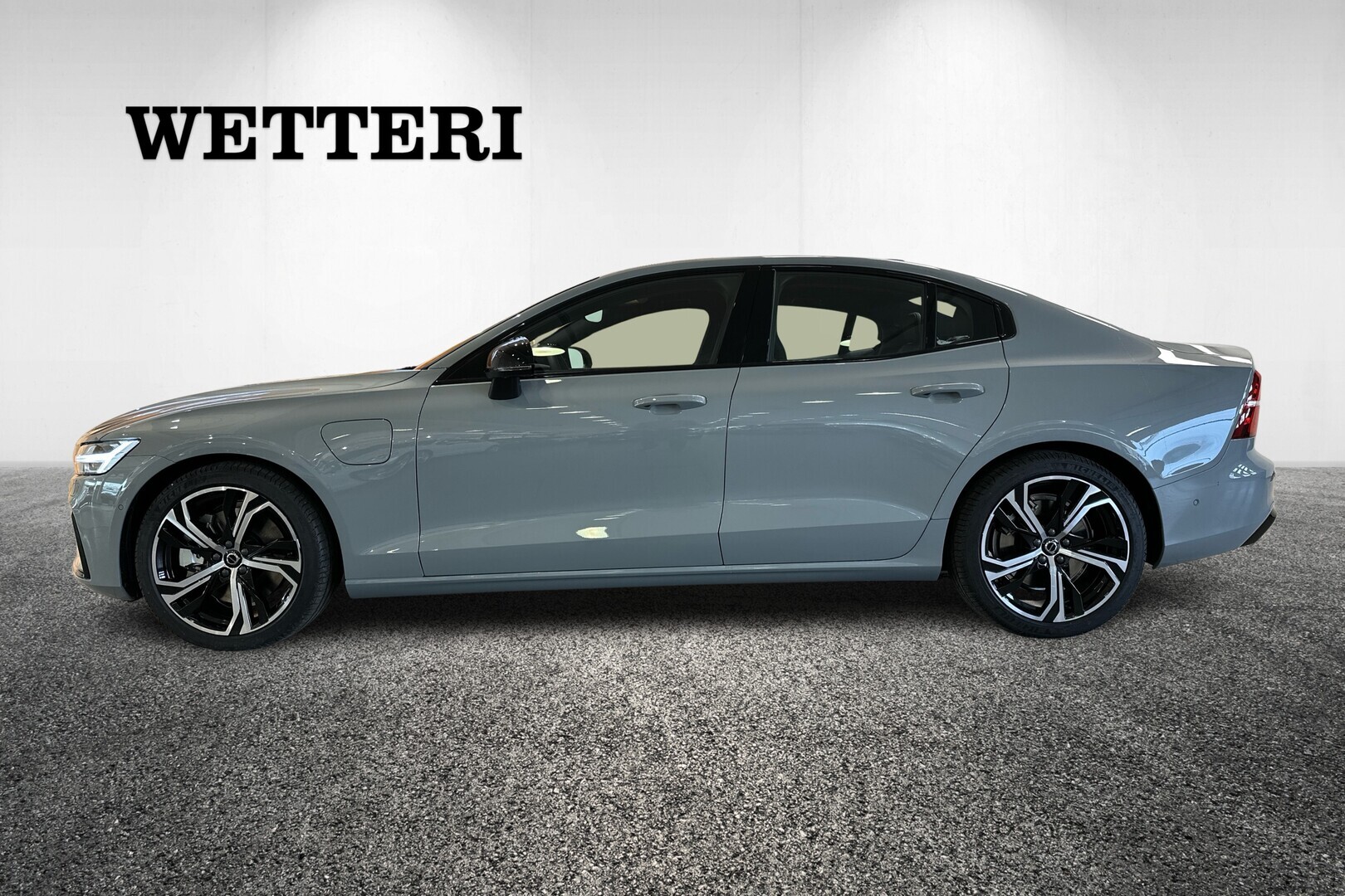 VOLVO S60 2025