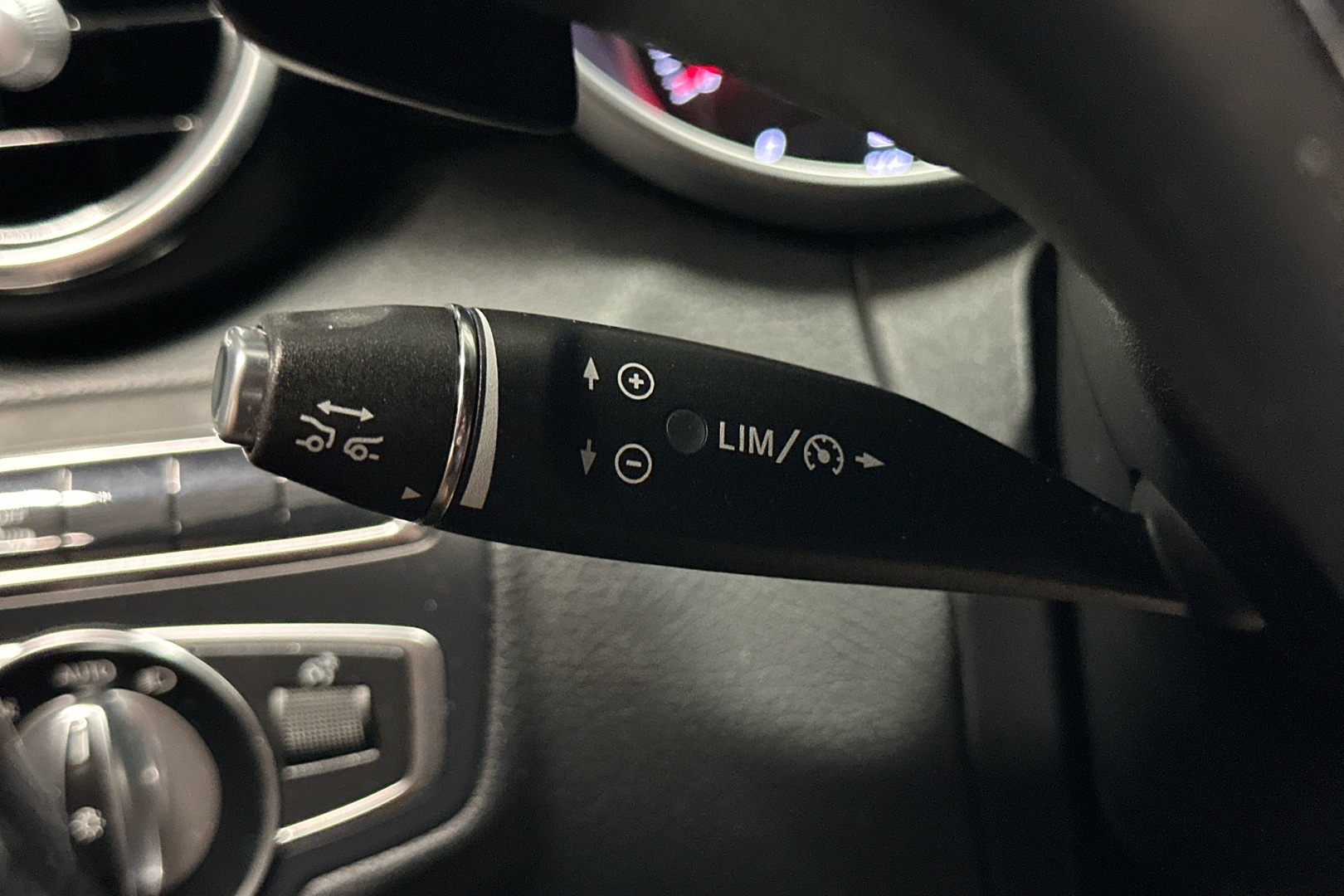 MERCEDES-BENZ C 2016