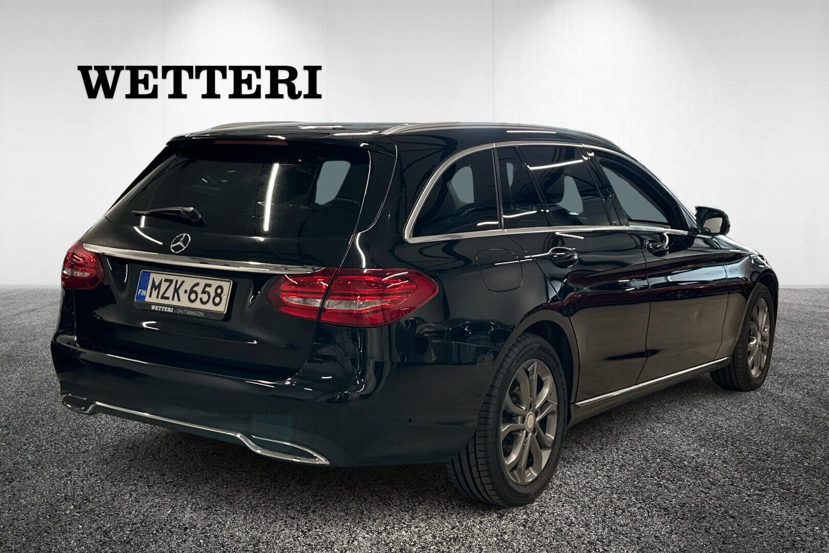 MERCEDES-BENZ C 2016