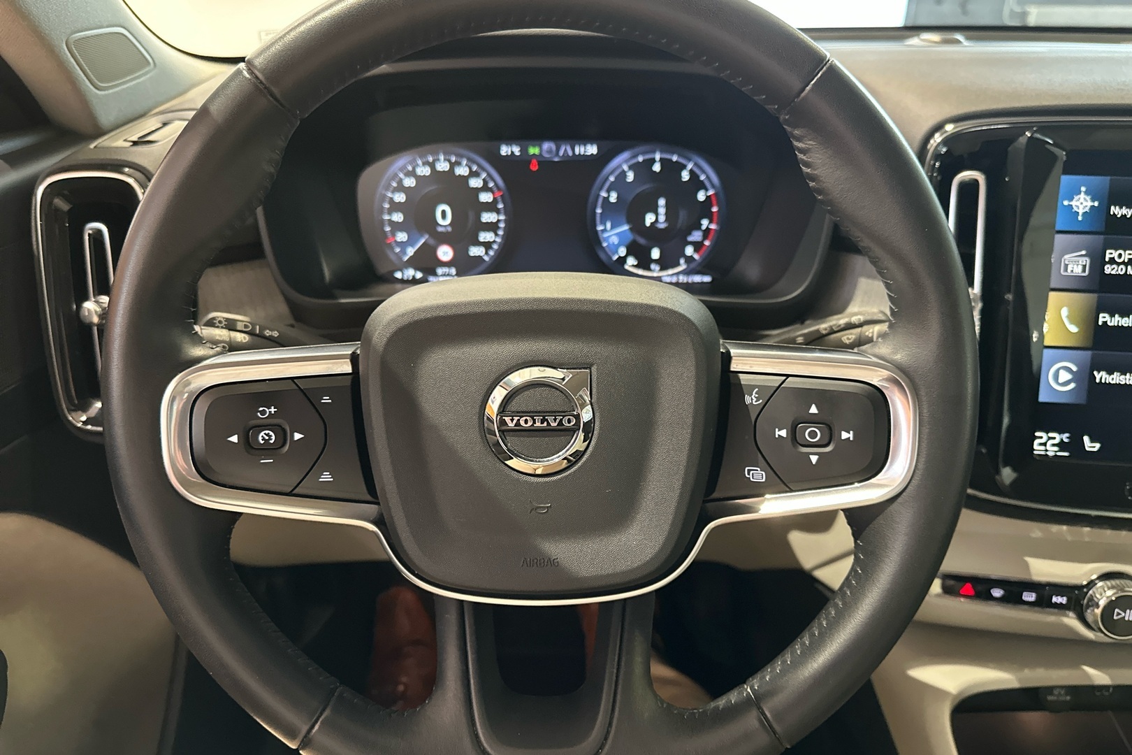 VOLVO XC40 2021