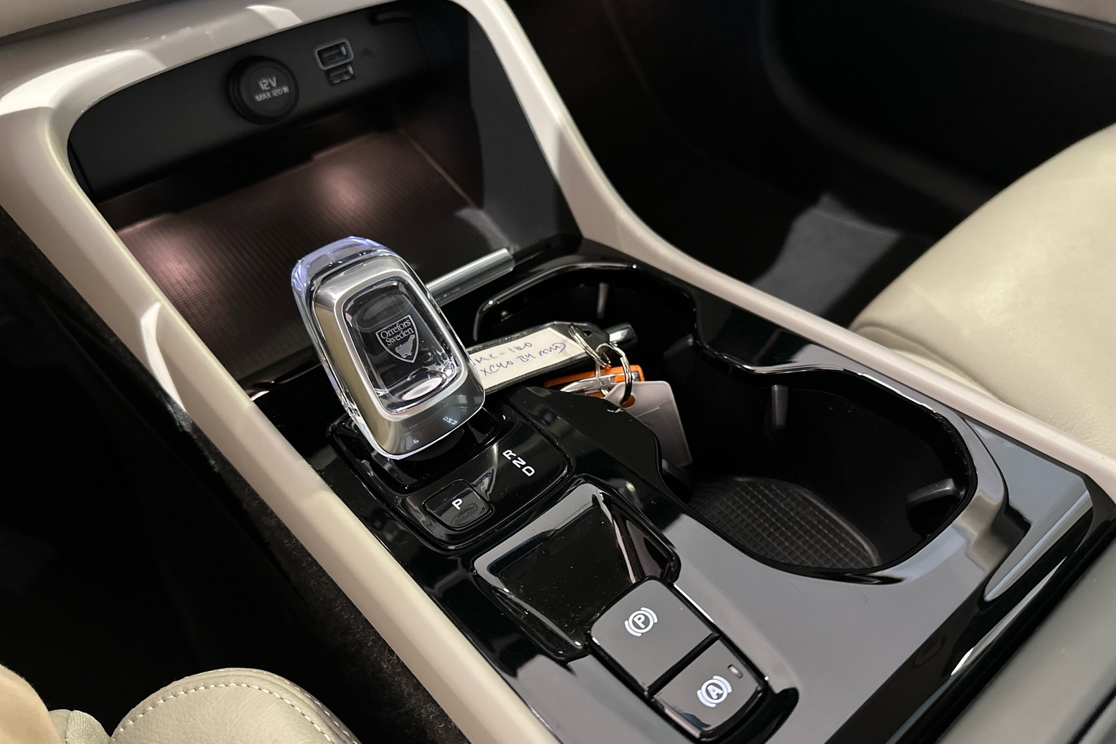 VOLVO XC40 2021