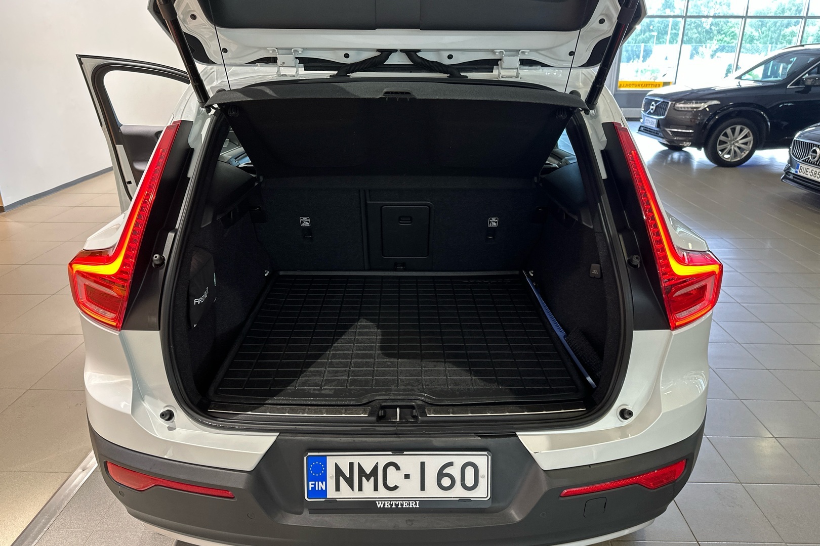 VOLVO XC40 2021