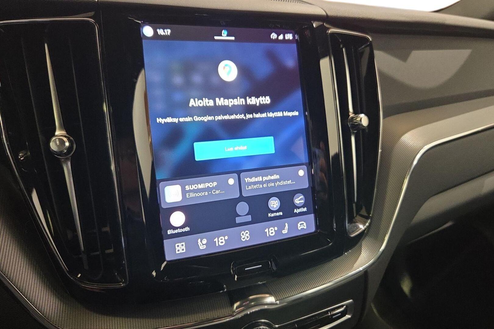 VOLVO XC60 2022