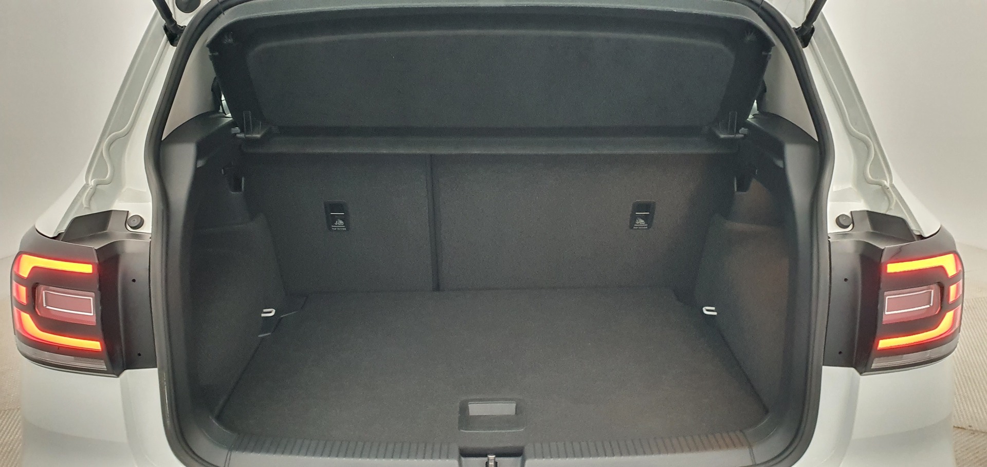 VOLKSWAGEN T-Cross 2020