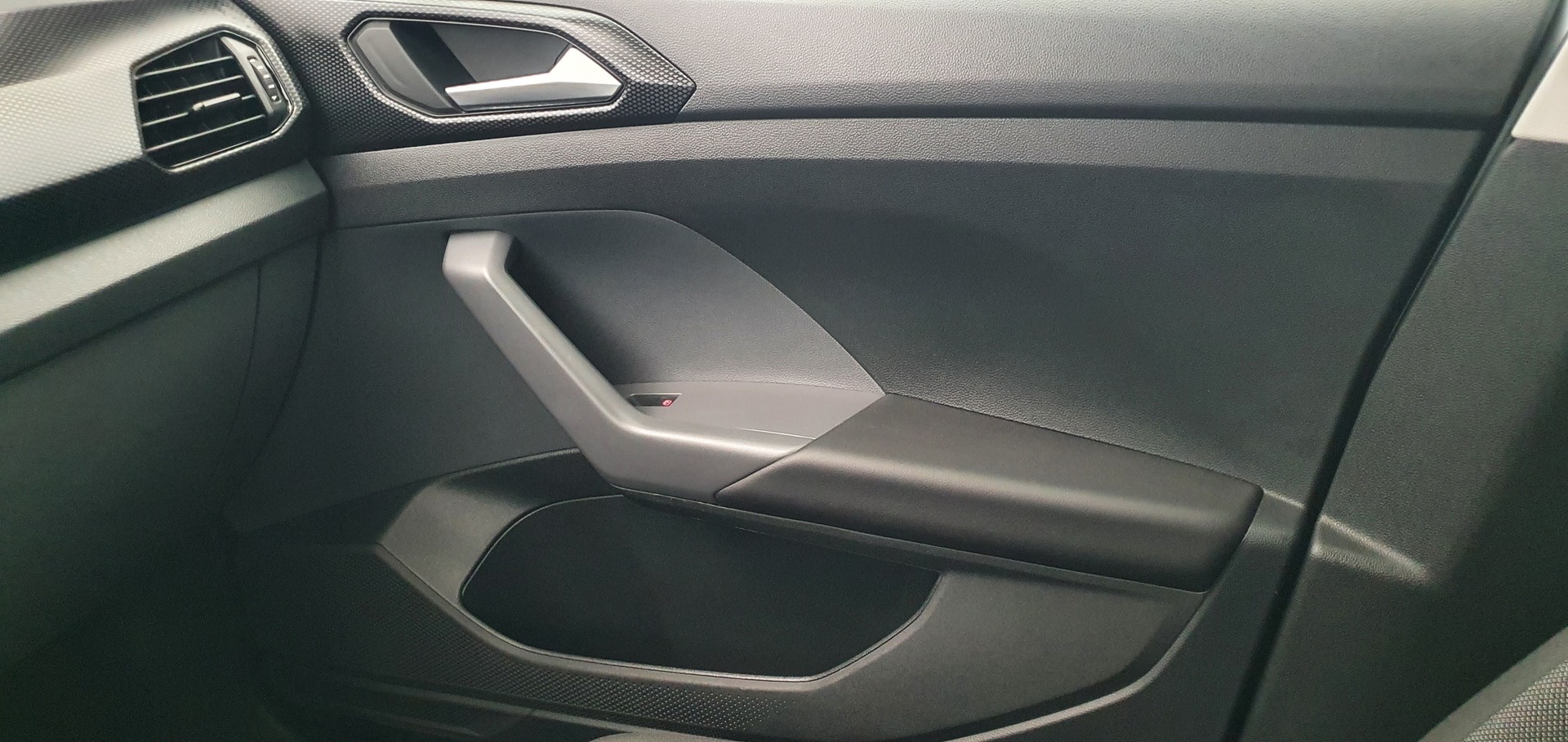 VOLKSWAGEN T-Cross 2020