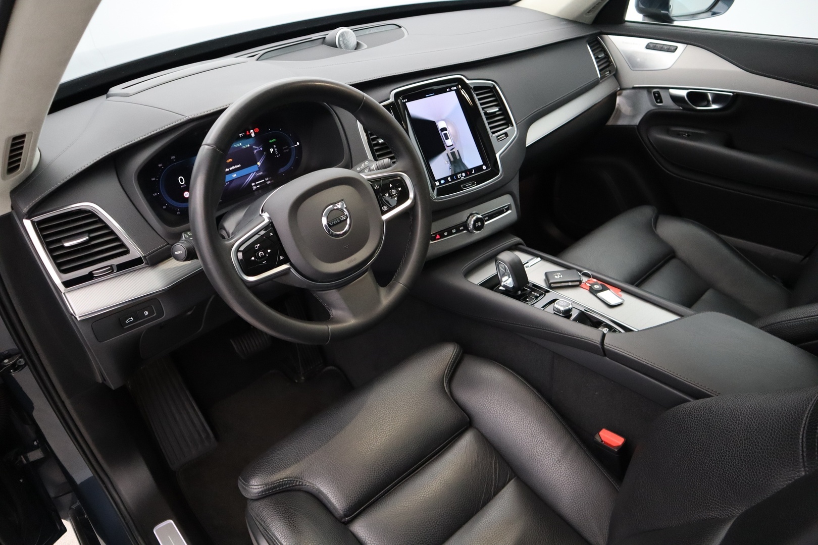 VOLVO XC90 2023