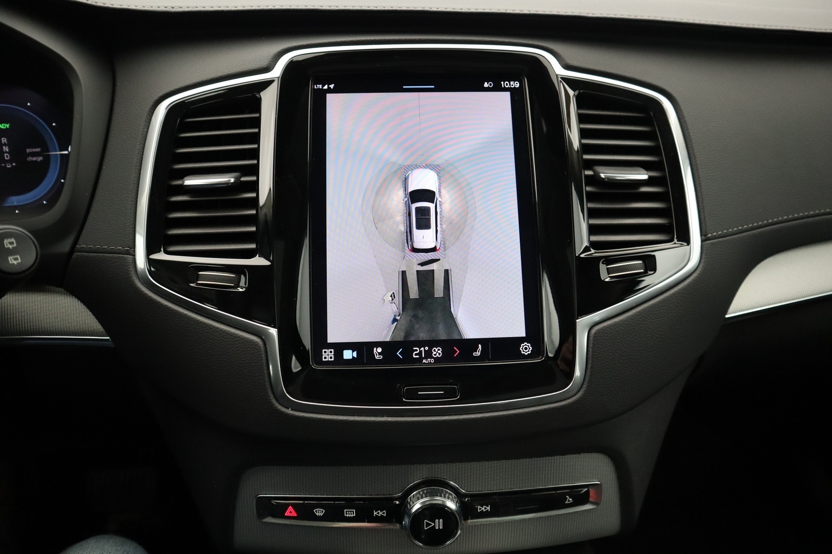 VOLVO XC90 2023