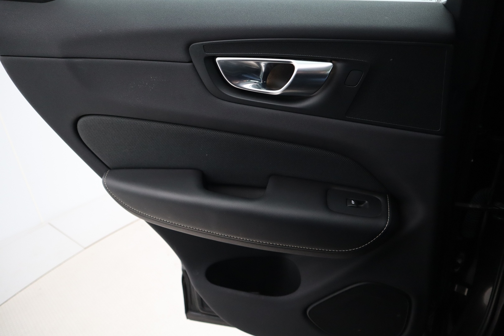 VOLVO XC60 2022