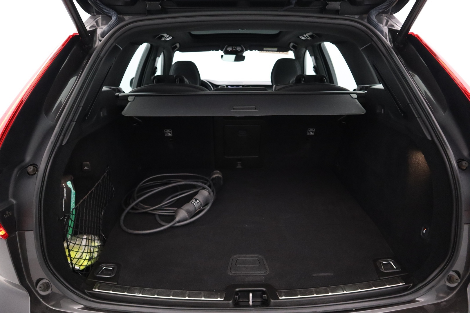 VOLVO XC60 2022