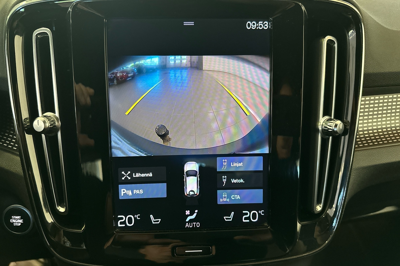 VOLVO XC40 2018
