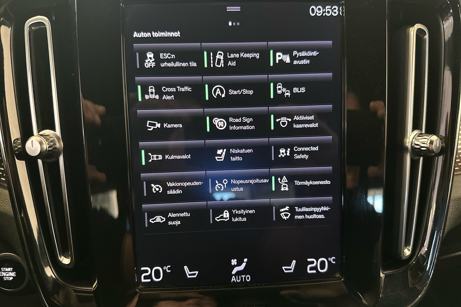 VOLVO XC40 2018