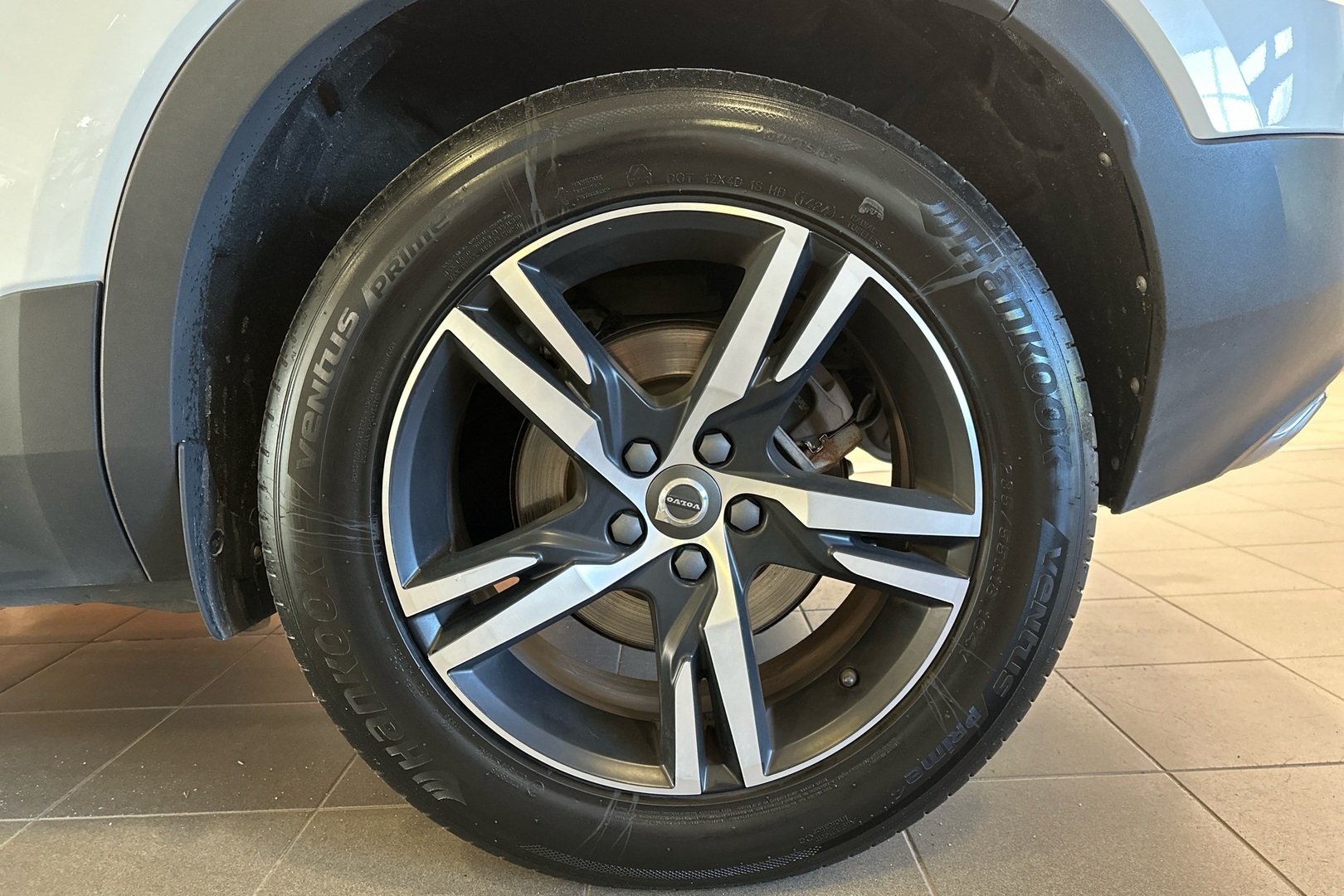 VOLVO XC40 2018