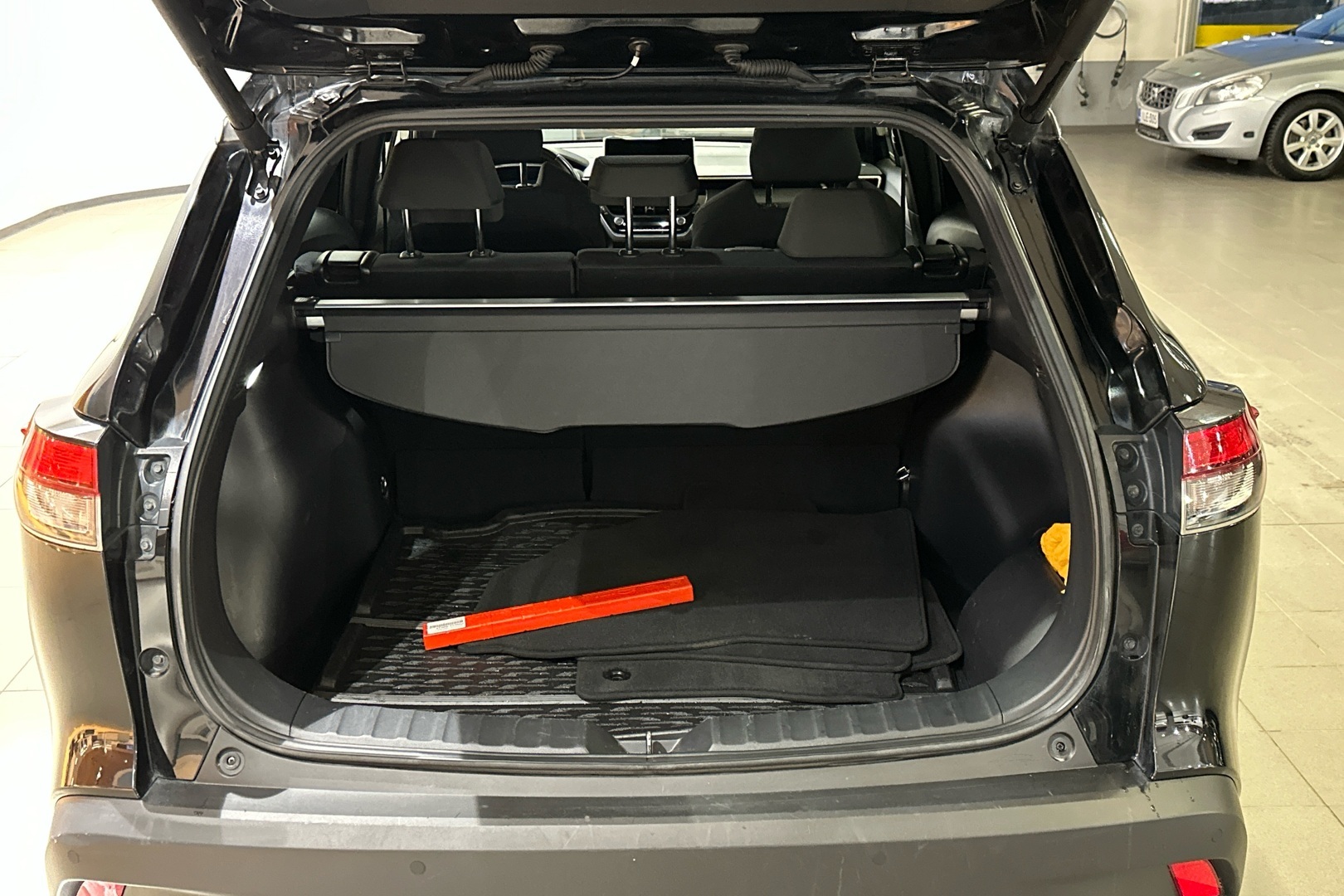 TOYOTA Corolla Cross 2023