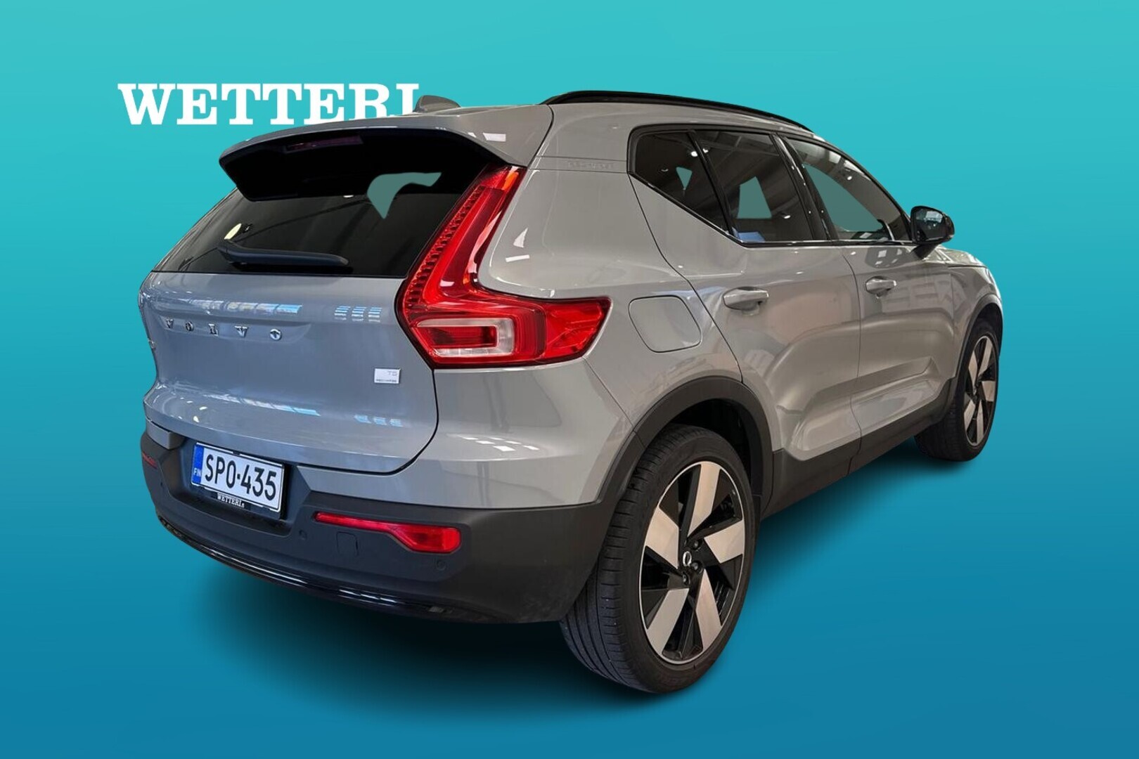 VOLVO XC40 2023