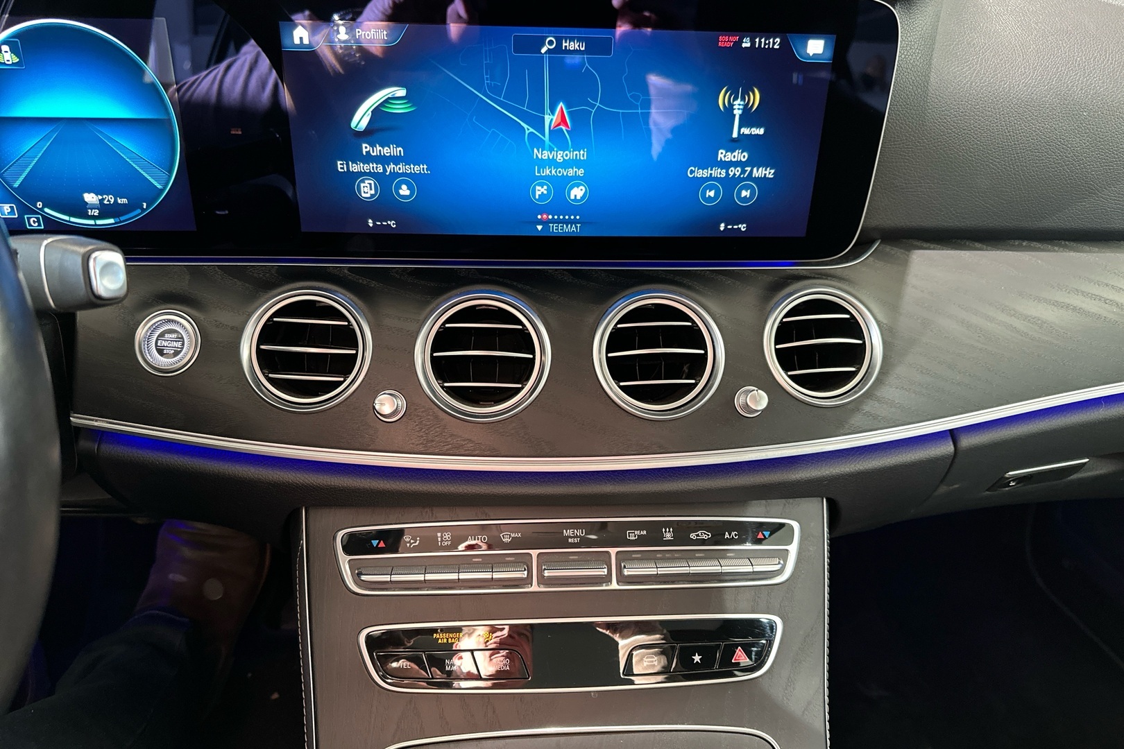 MERCEDES-BENZ E 2023