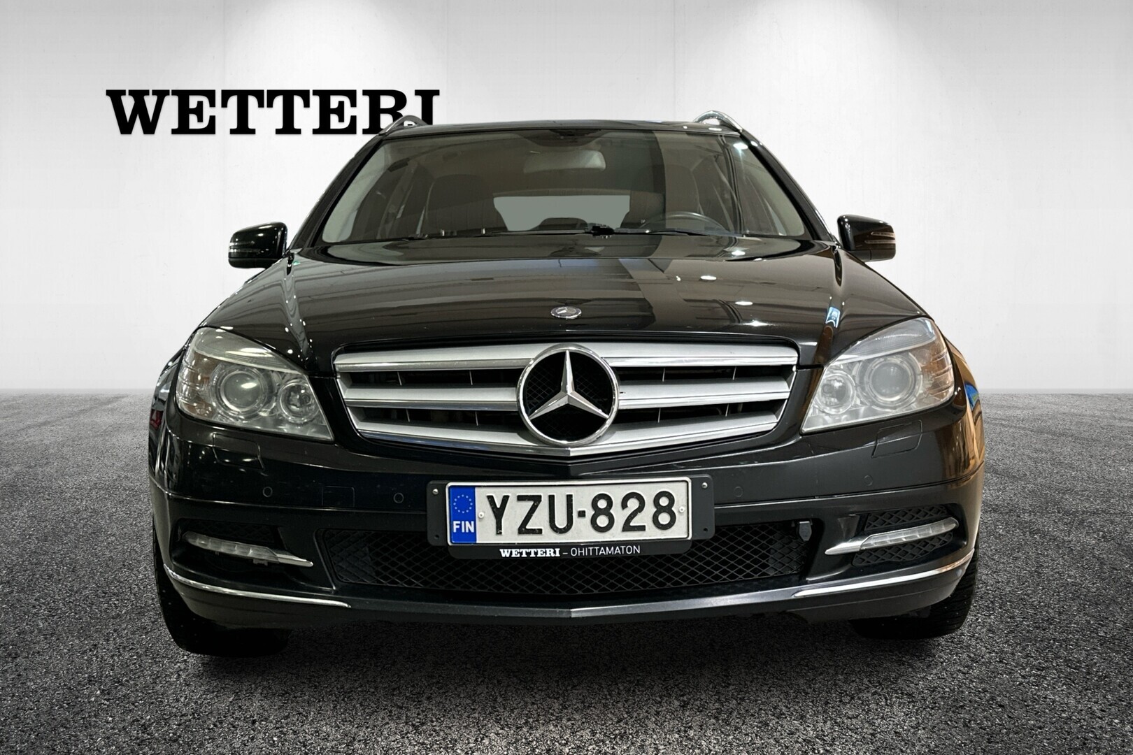 MERCEDES-BENZ C 2011