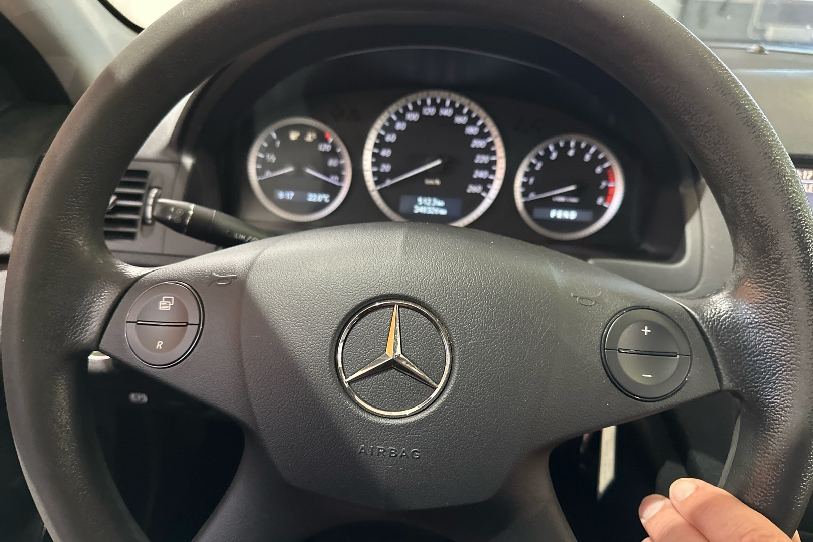 MERCEDES-BENZ C 2008