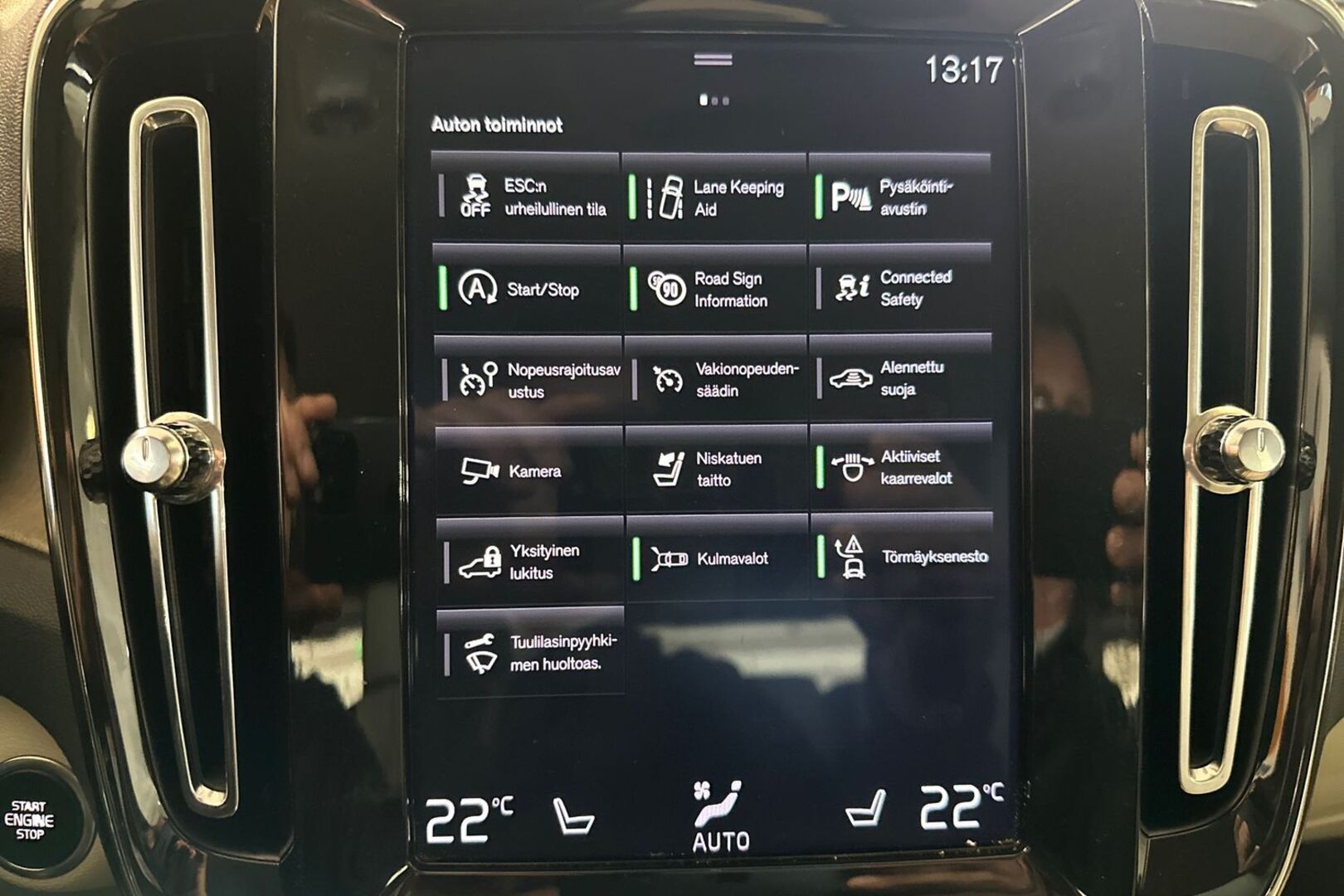 VOLVO XC40 2019
