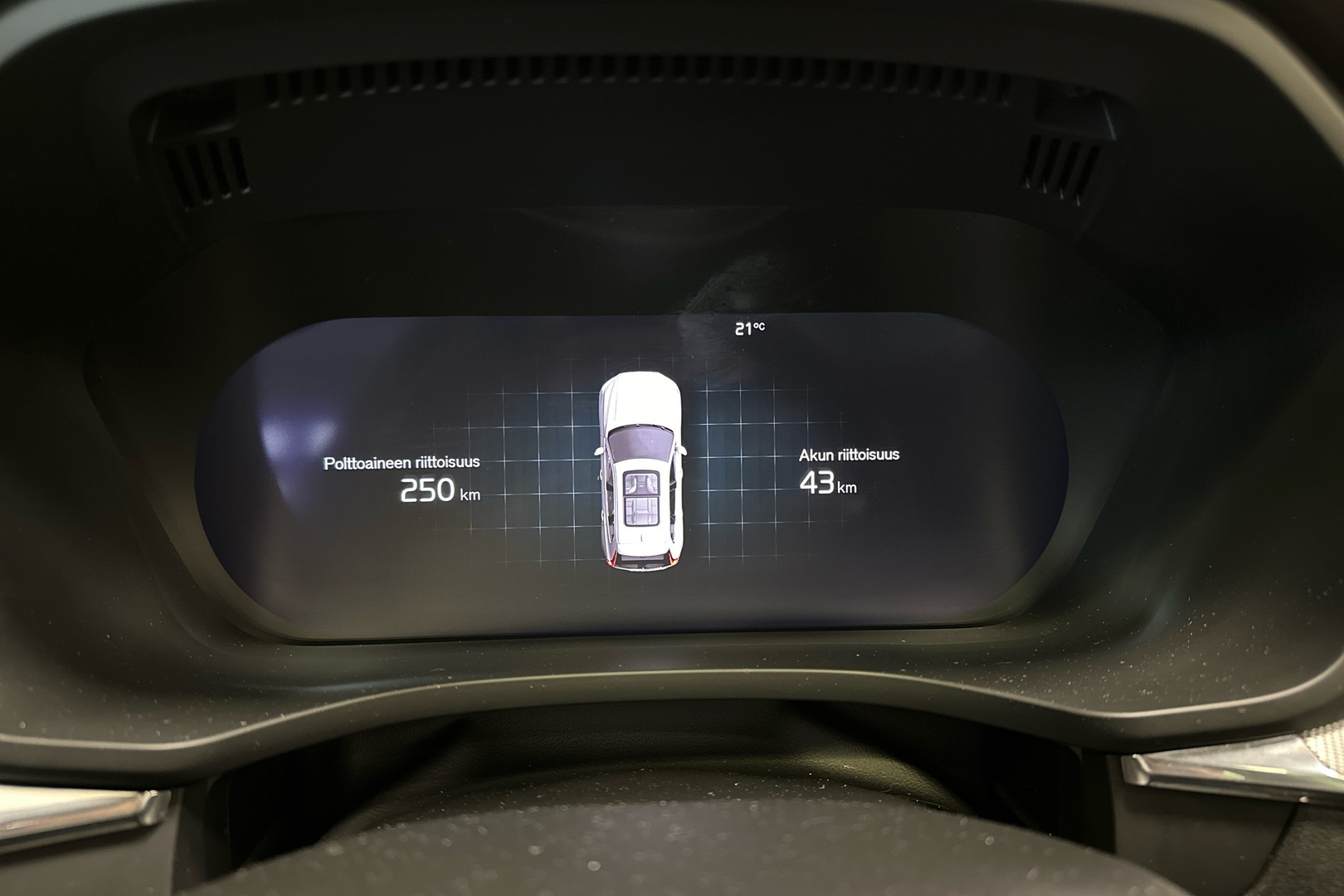 VOLVO XC60 2022