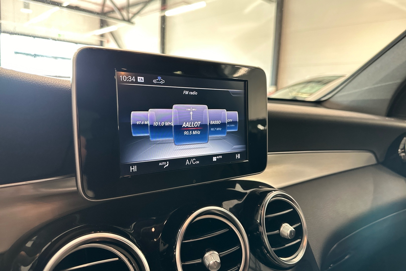 MERCEDES-BENZ GLC 2017